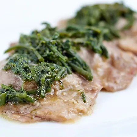 Отель Mazzurco Cesaro